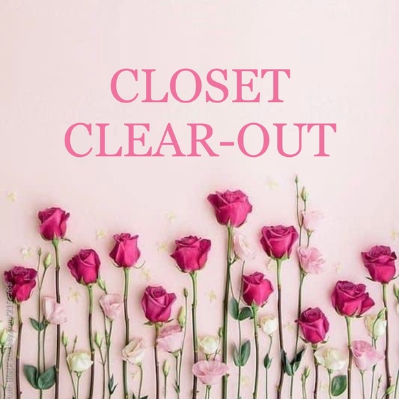 HELP ME CLEAR OUT MY CLOSET π - Picture 1 of 1